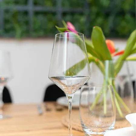 Grosses Zentrales Terrasse 2 Baeder アパート アシャッフェンブルク