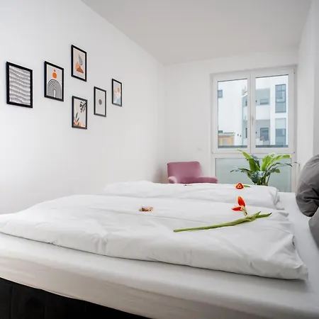 Grosses Zentrales Terrasse 2 Baeder Apartament Aschaffenburg