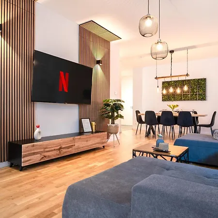 Keyhosting Zentral Parkplatz Aschaffenburg